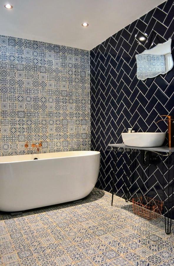 The Space At 8, Garden Flat Close To Town & Beach Уитстейбъл Екстериор снимка