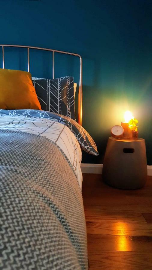 The Space At 8, Garden Flat Close To Town & Beach Уитстейбъл Екстериор снимка
